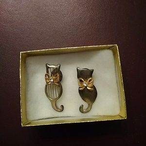 CAT PINS
